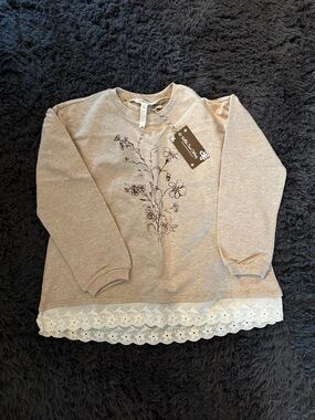 Matilda Jane Tan Floral Lace Hem Pullover